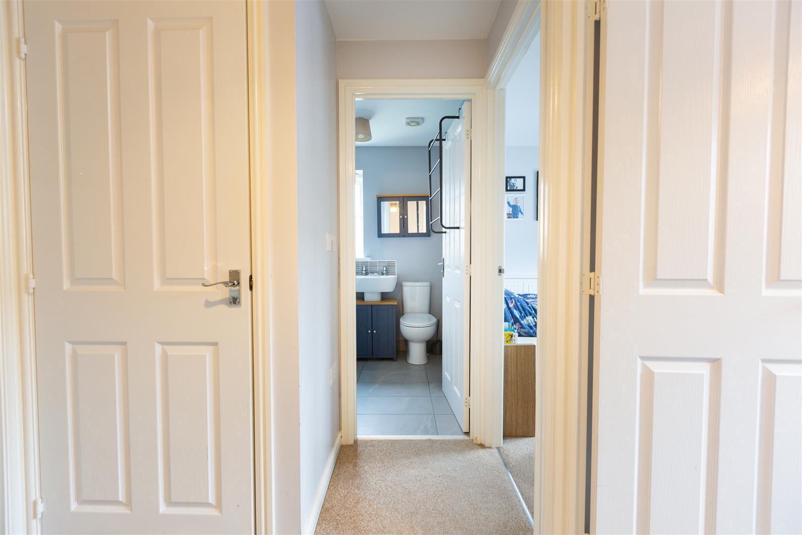 Heol Waungron, Carway, Kidwelly, SA17 4HY